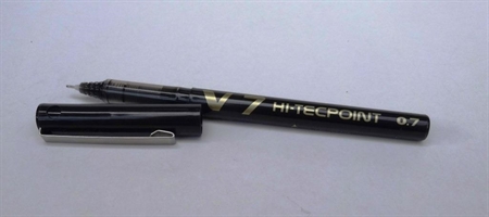 Pilot v7 Hi-Techpoint - 0.7 mm - Black